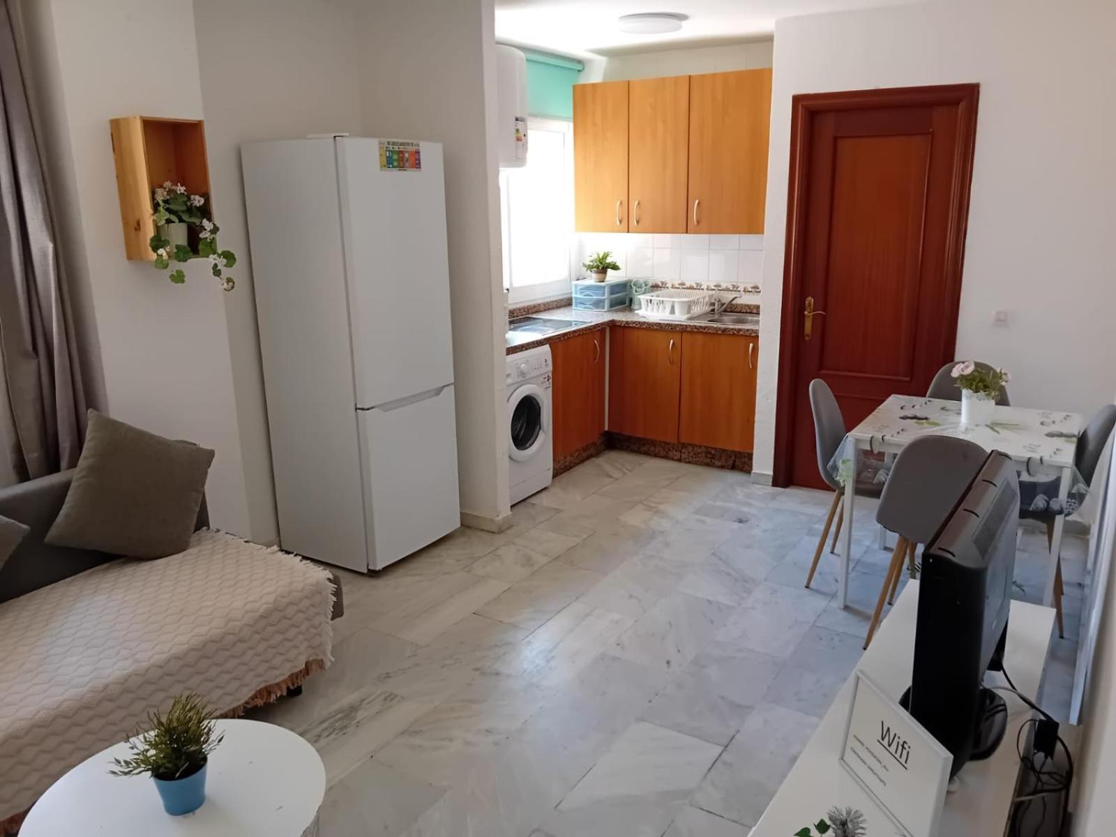 Apartament Sostoa 1 *