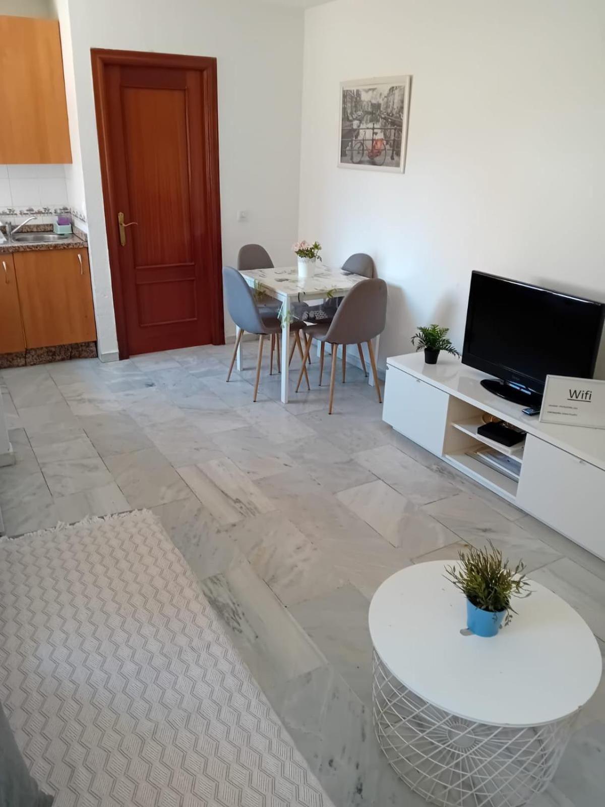 Apartament Sostoa 1 *